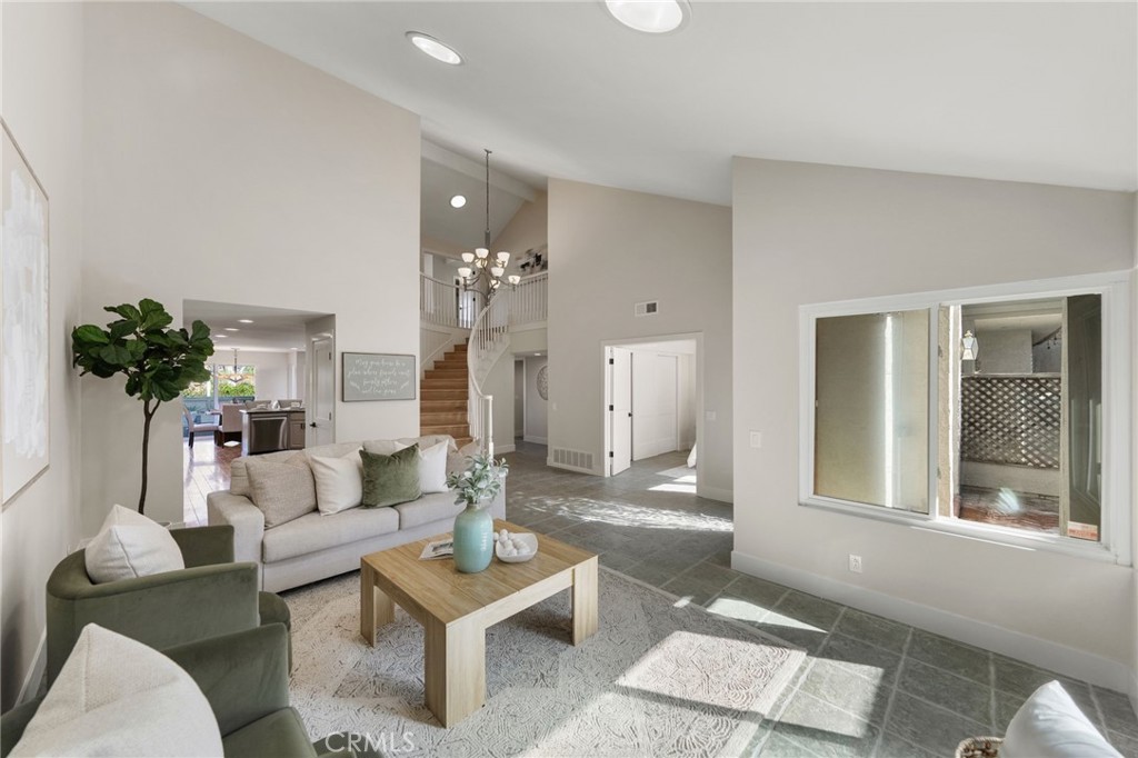 MLS #OC25269688 image #7