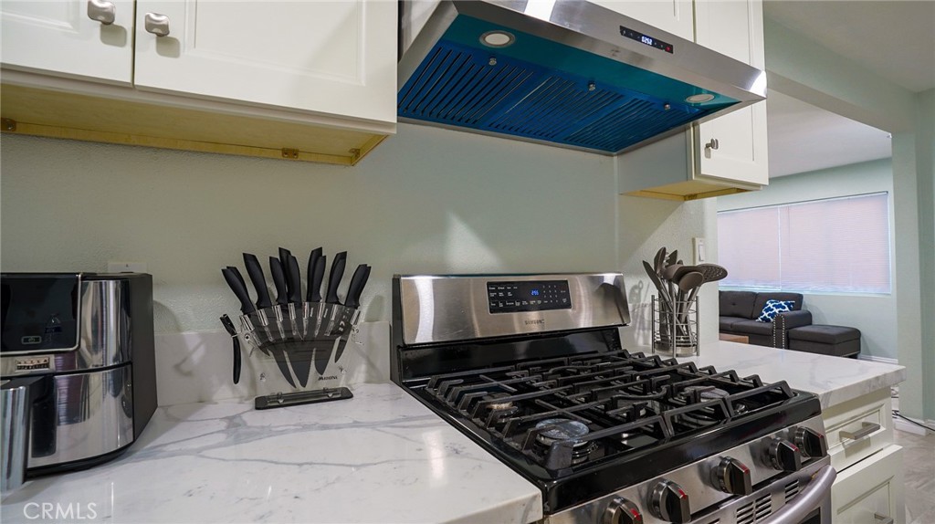 MLS #OC25269690 image #4