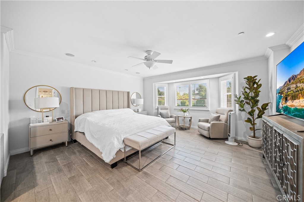 MLS #OC25269706 image #9