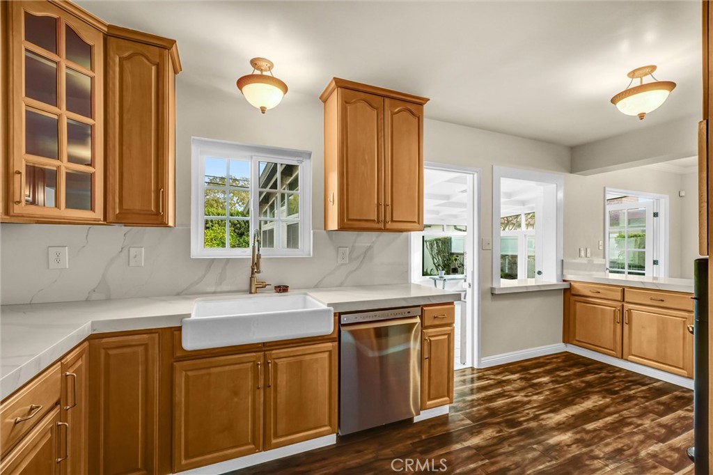 MLS #OC25269732 image #11