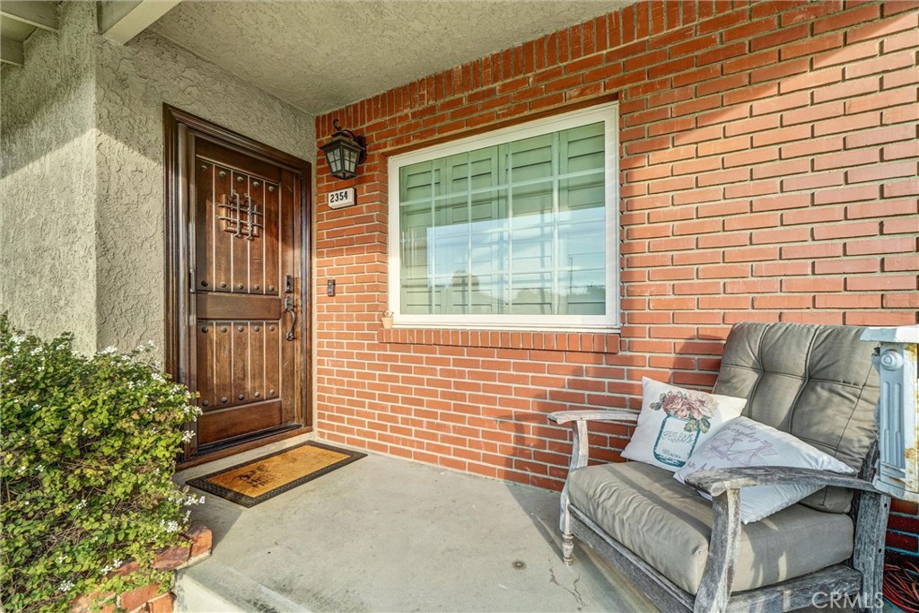 MLS #OC25269732 image #3