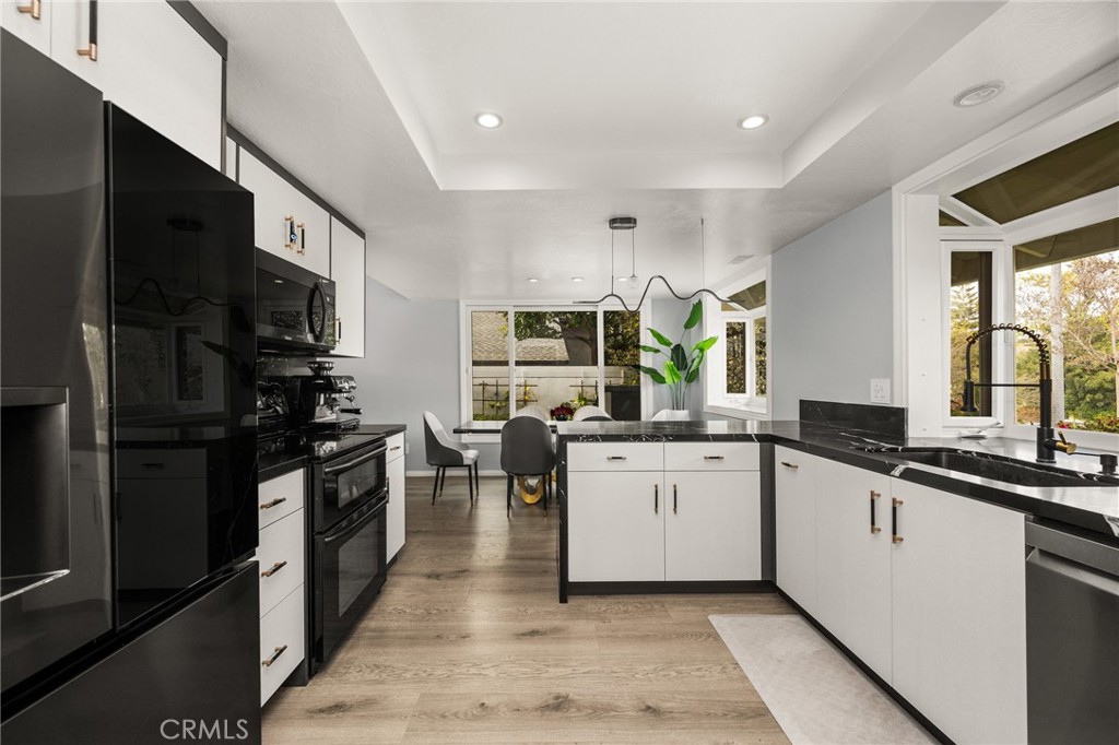 MLS #OC25269763 image #10