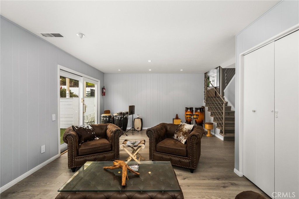 MLS #OC25269763 image #13