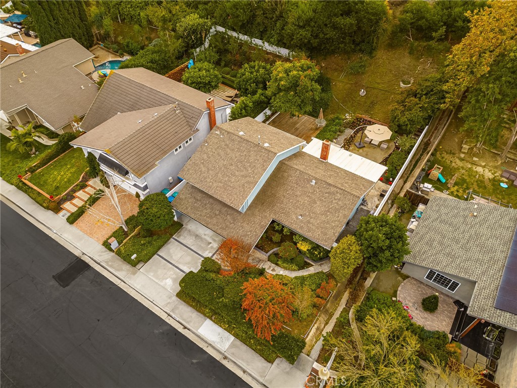 MLS #OC25269763 image #36