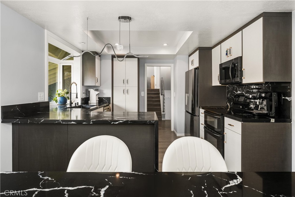 MLS #OC25269763 image #8