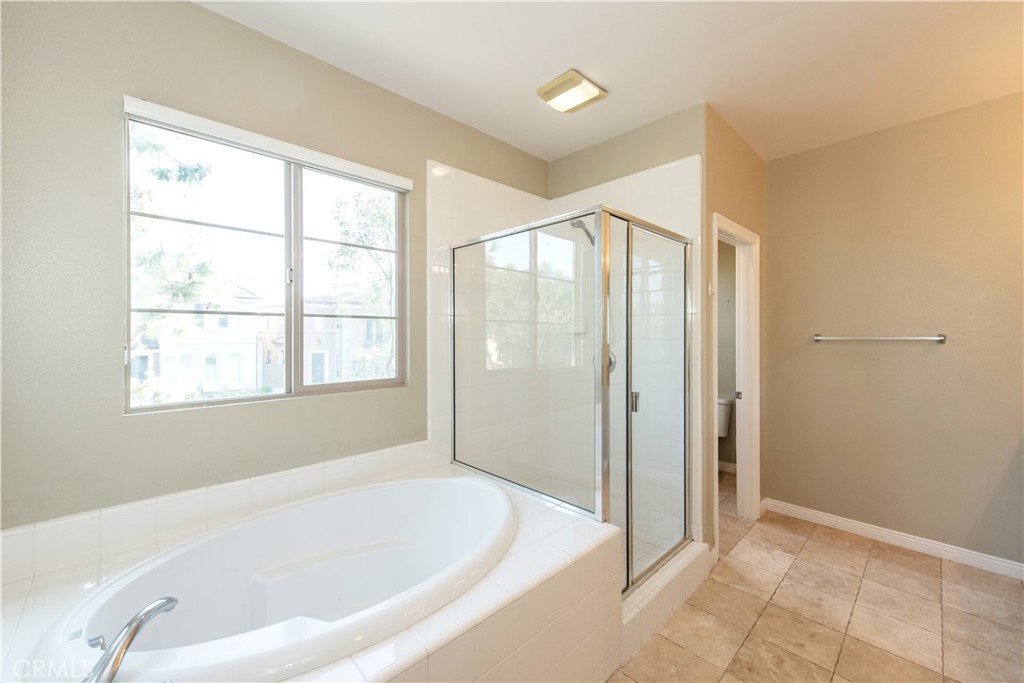 MLS #OC25269786 image #13