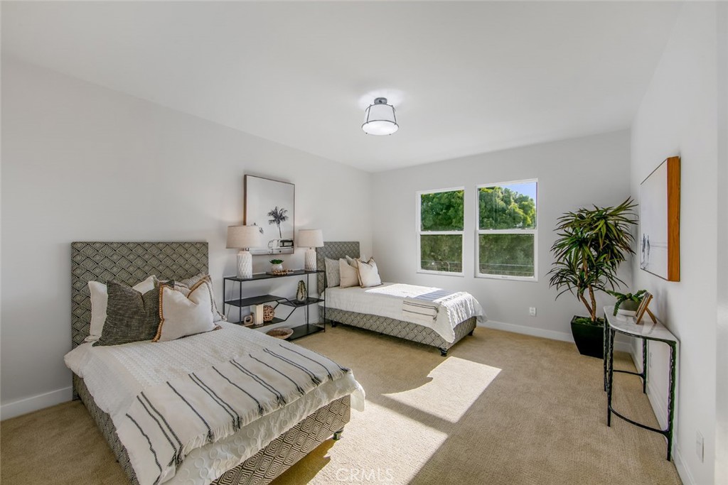 MLS #OC25269787 image #28