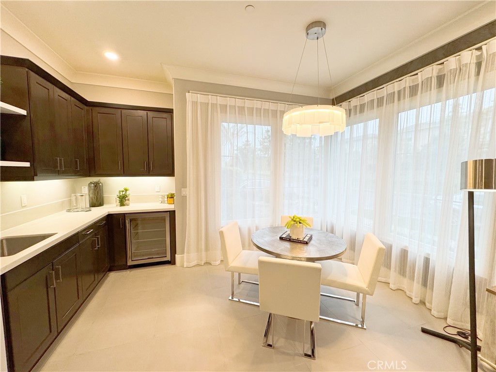 MLS #OC25269795 image #1