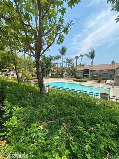 MLS #OC25269817 image #20