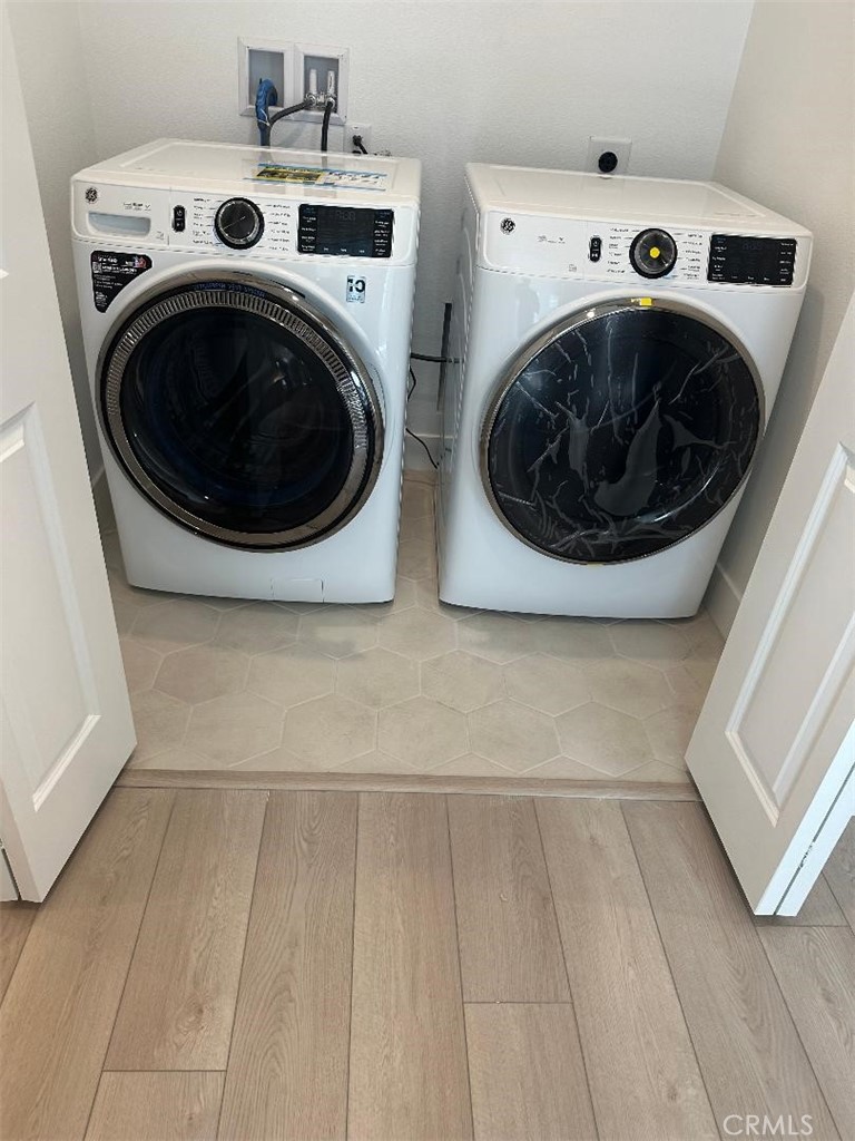 MLS #OC25269852 image #13