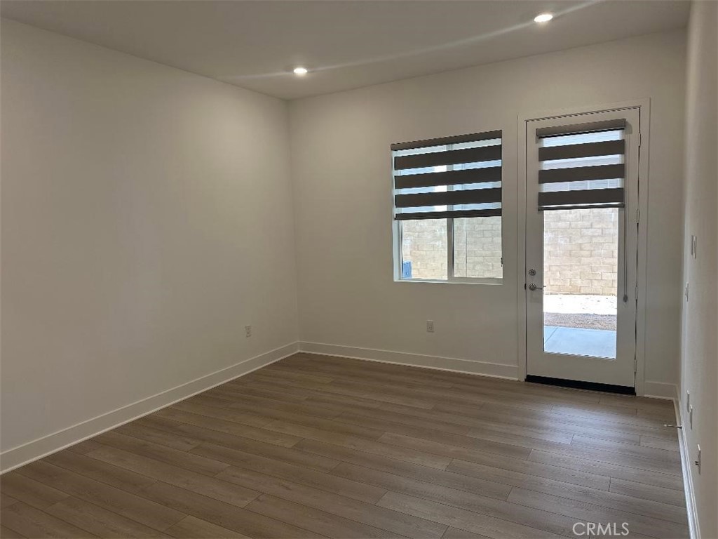 MLS #OC25269852 image #6