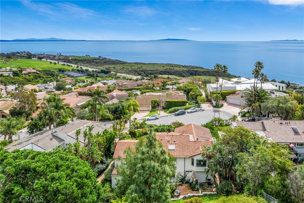 MLS #OC25269874 image #2