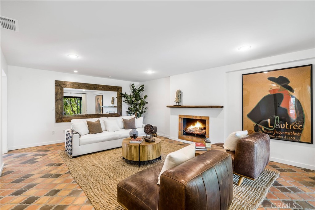 MLS #OC25269874 image #48