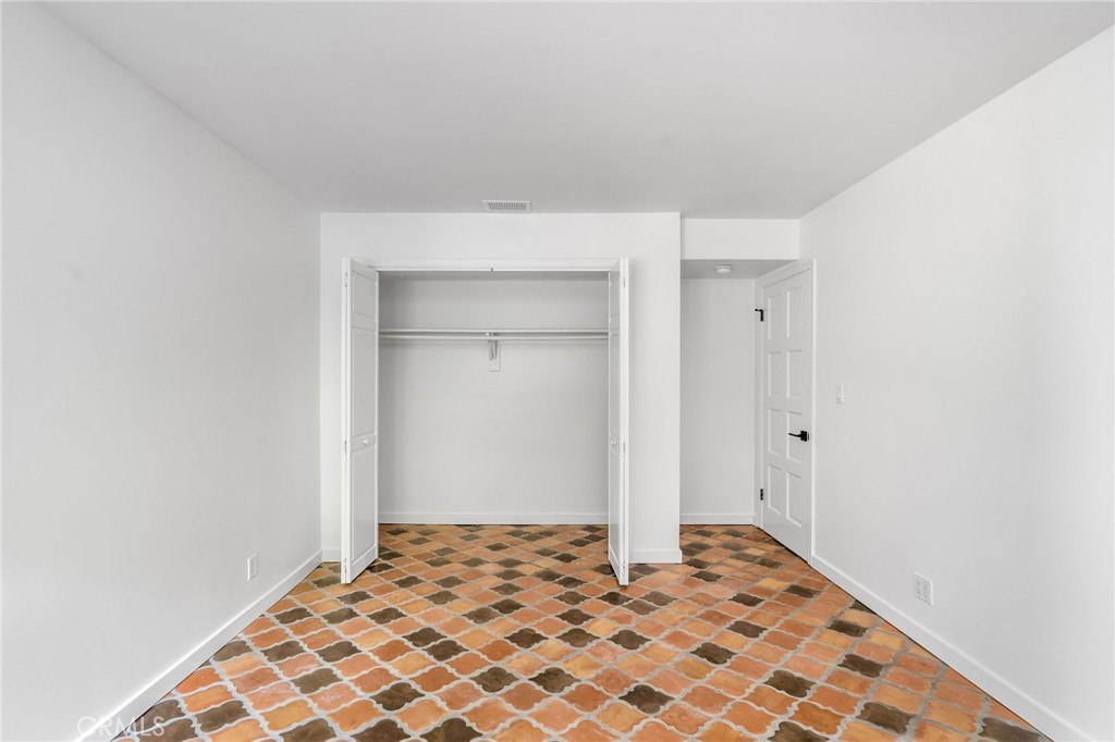 MLS #OC25269874 image #60