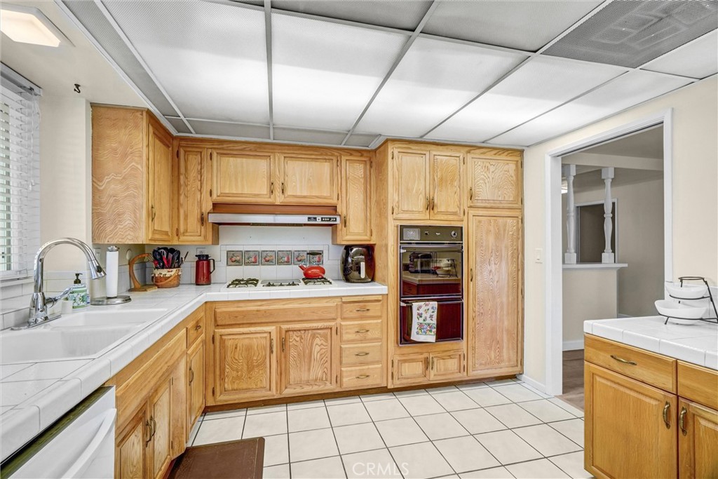 MLS #OC25269912 image #18