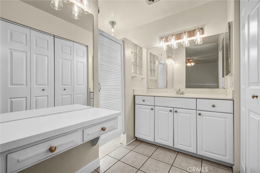 MLS #OC25269912 image #30