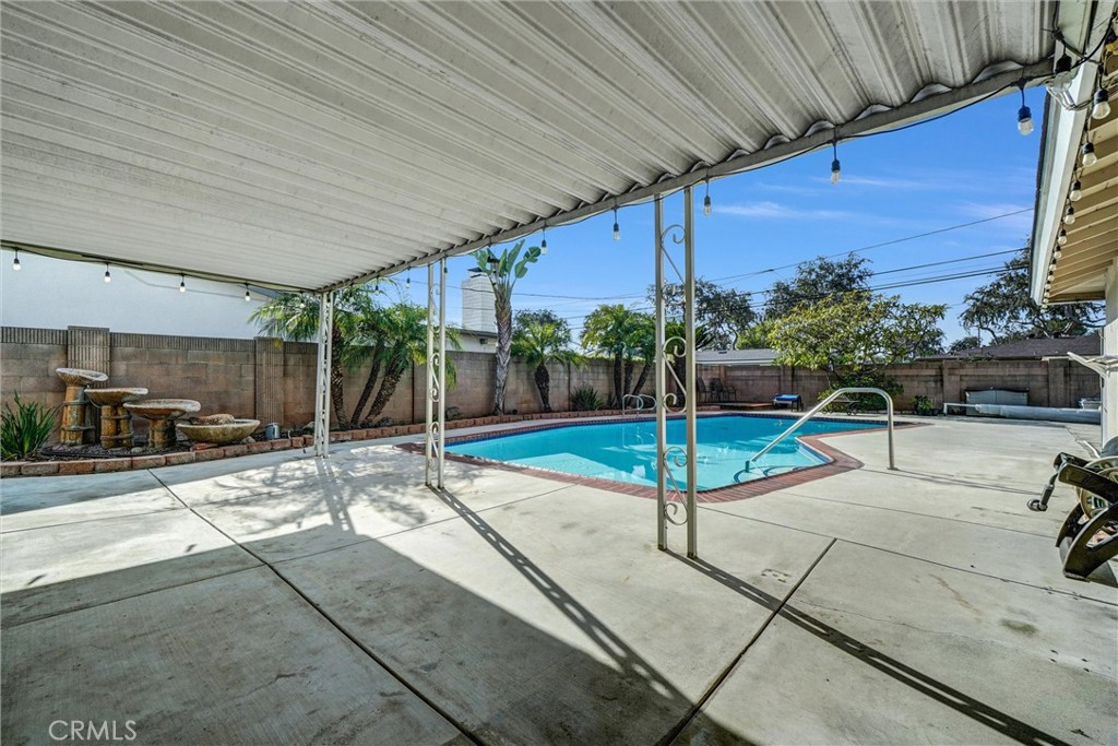 MLS #OC25269912 image #37