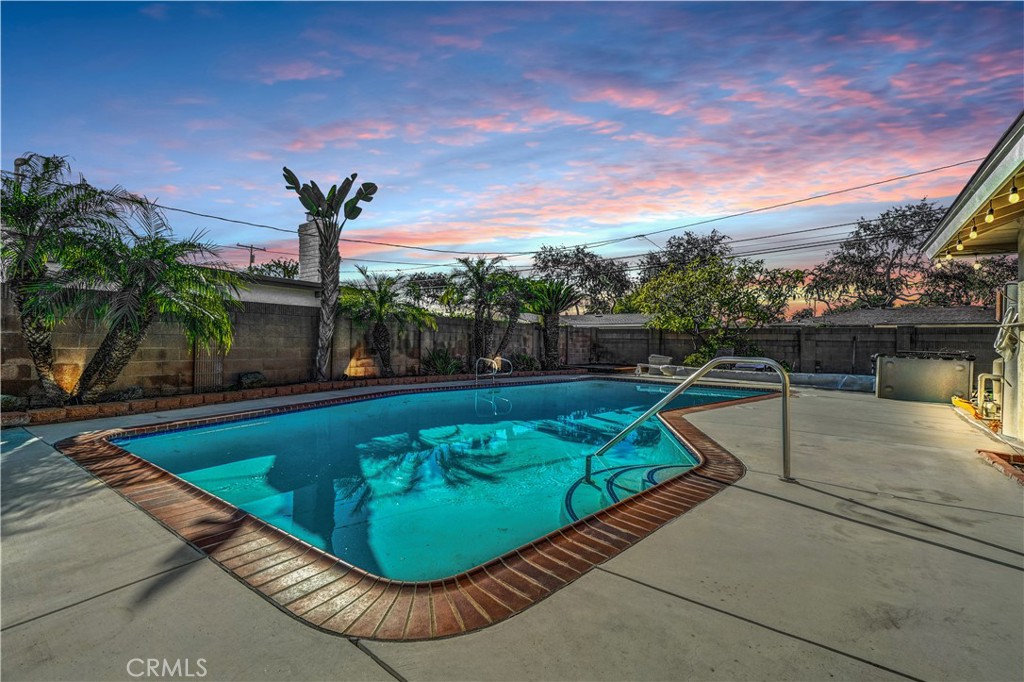 MLS #OC25269912 image #40