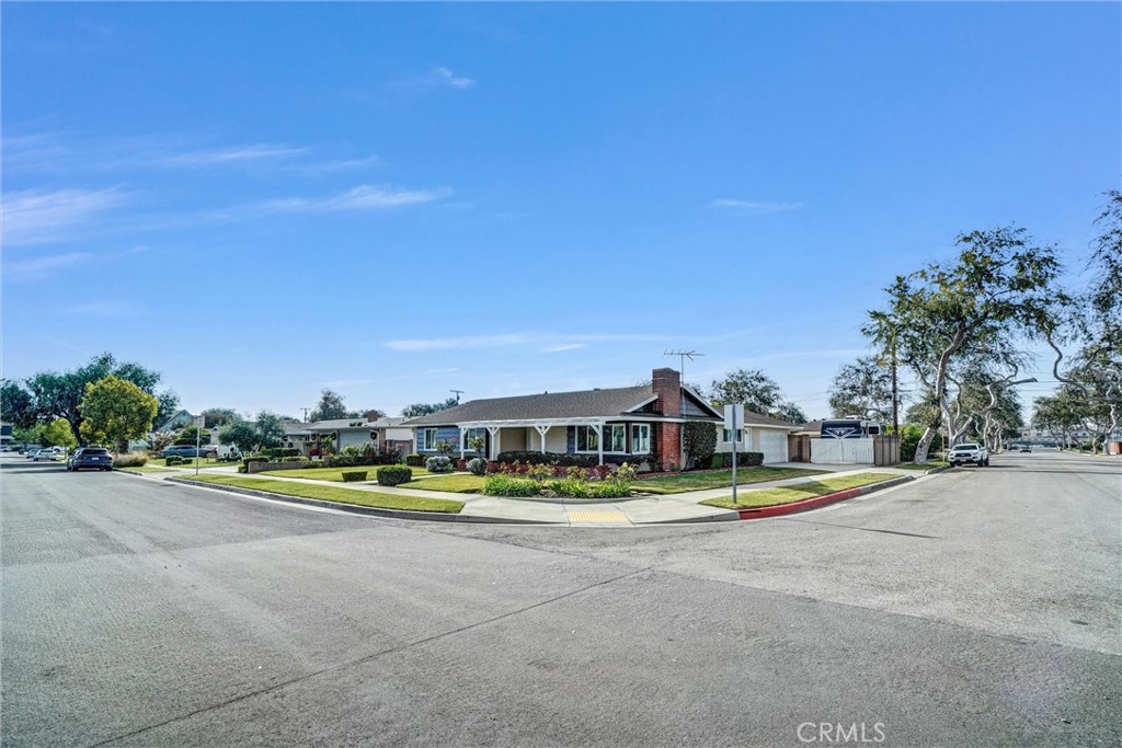 MLS #OC25269912 image #49