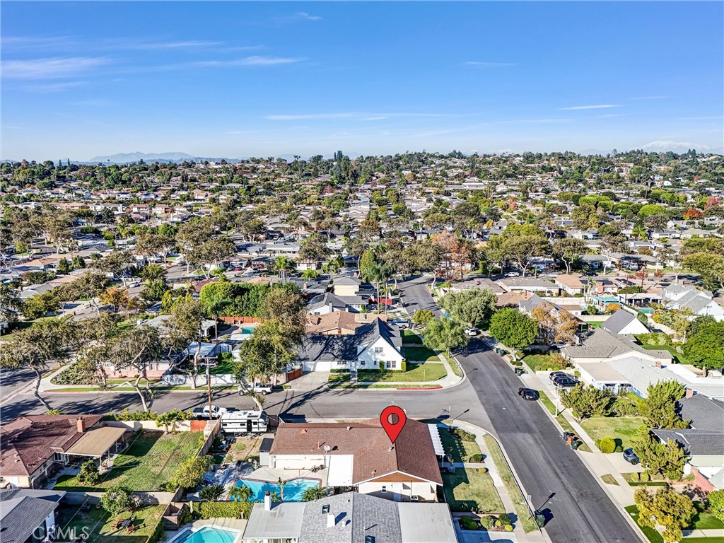 MLS #OC25269912 image #52