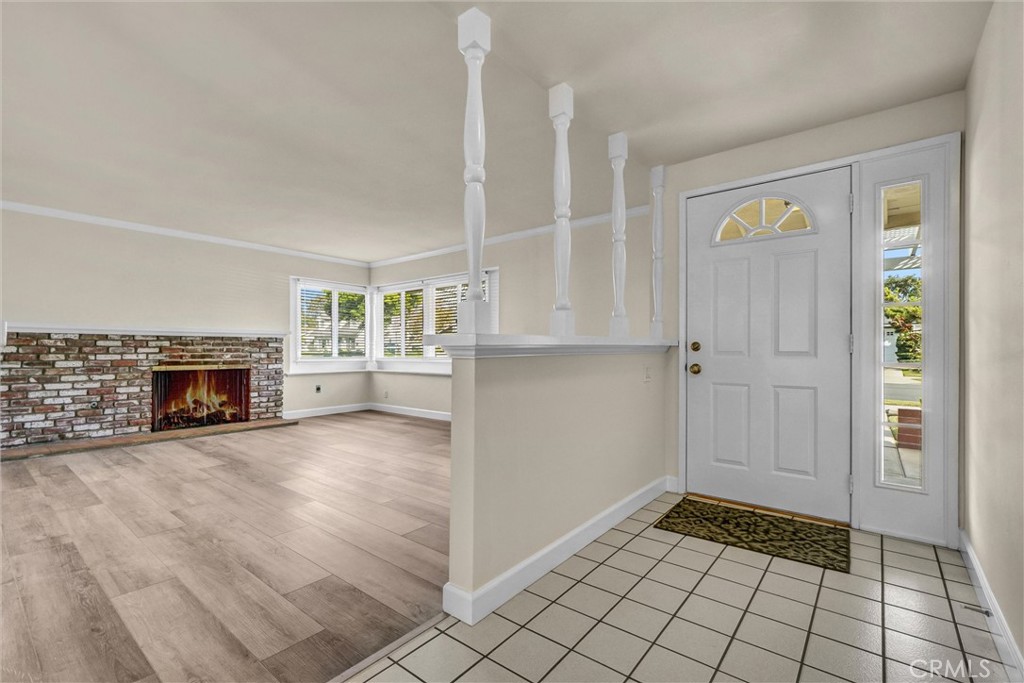 MLS #OC25269912 image #9