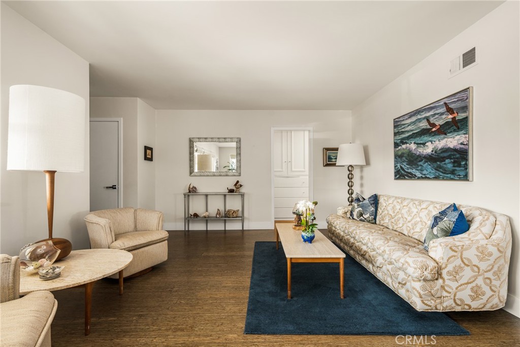 MLS #OC25269913 image #12