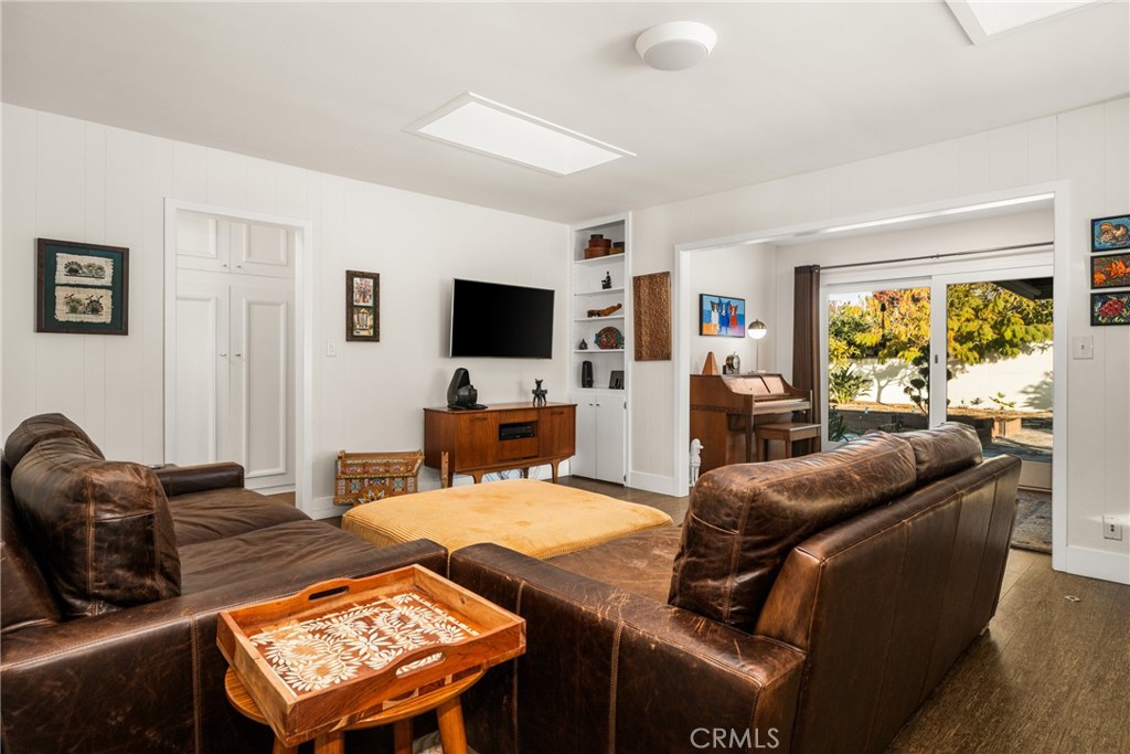 MLS #OC25269913 image #14