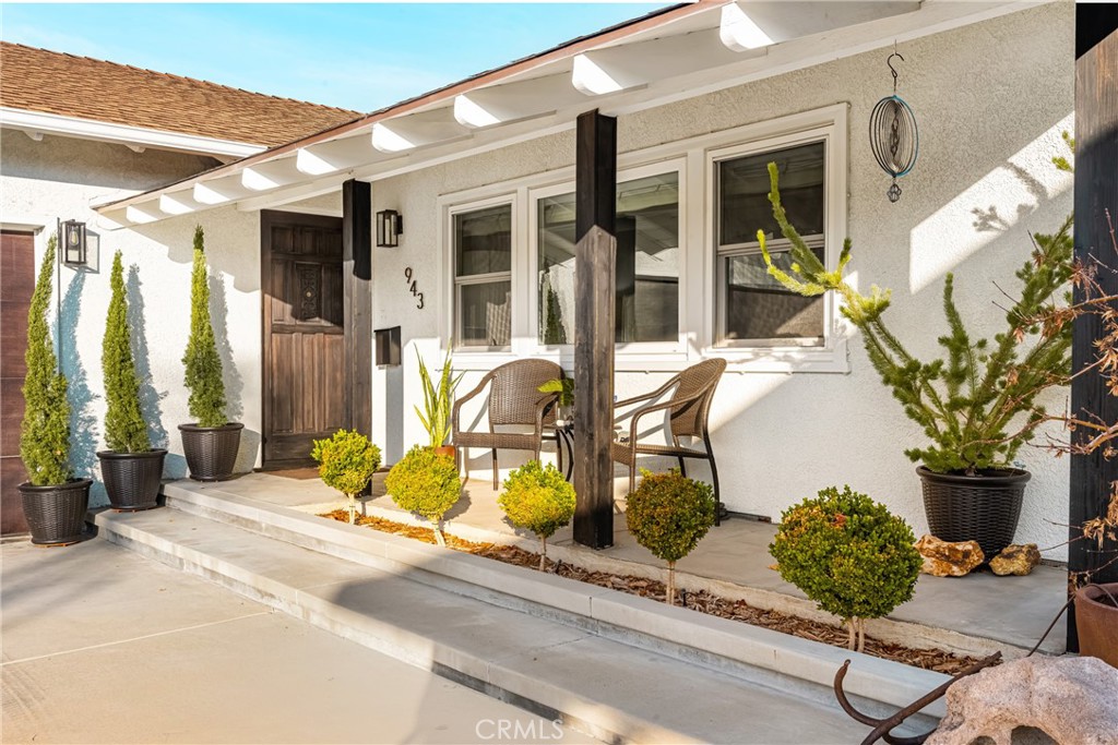 MLS #OC25269913 image #4