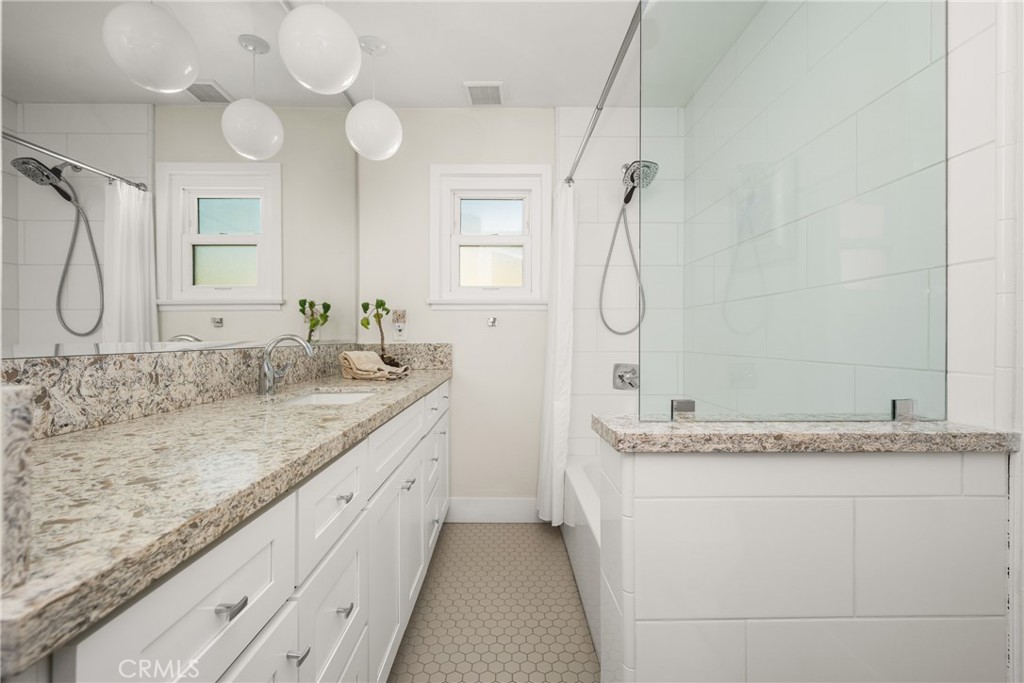 MLS #OC25269913 image #47