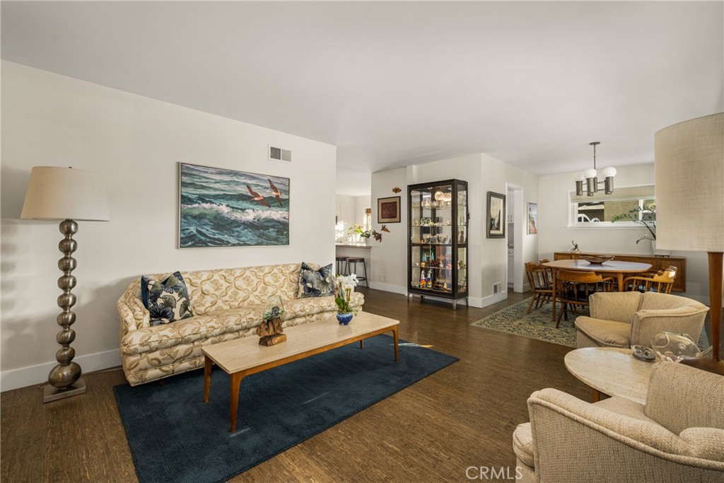 MLS #OC25269913 image #7