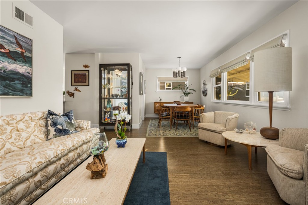 MLS #OC25269913 image #8