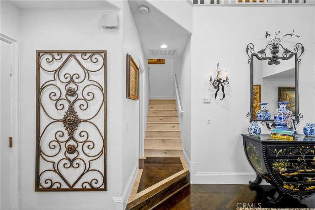 MLS #OC25269925 image #15