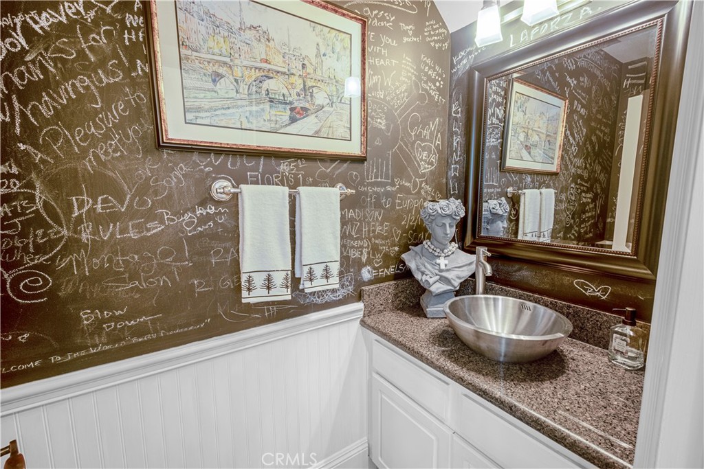 MLS #OC25269925 image #16