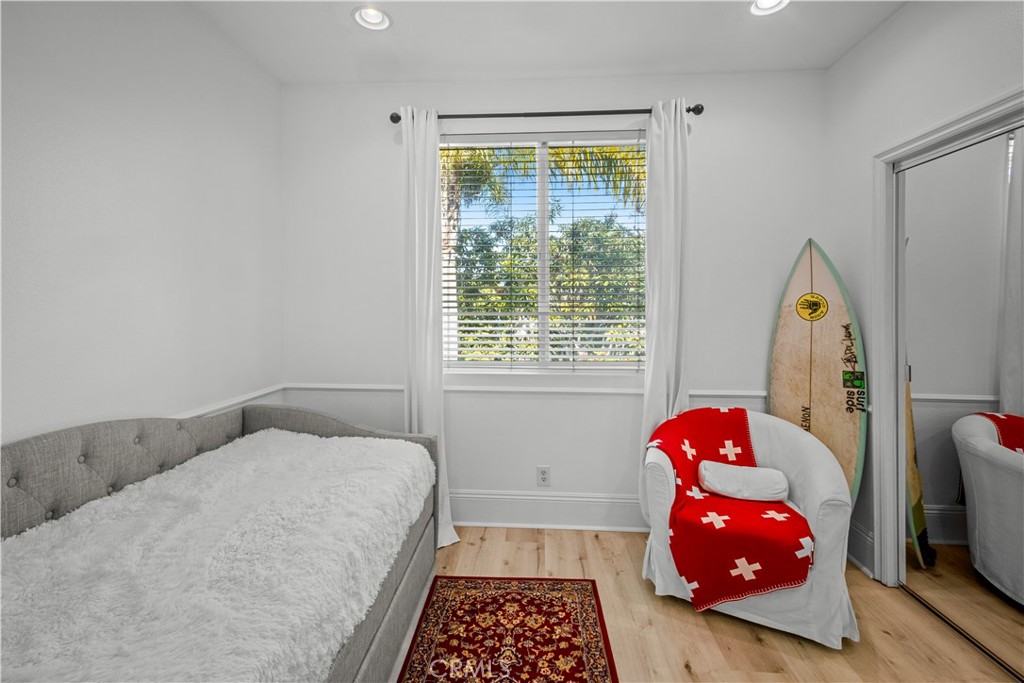 MLS #OC25269925 image #33