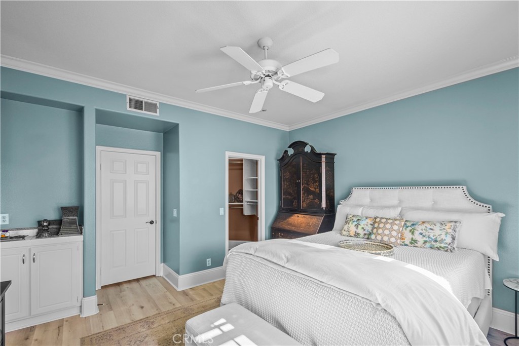 MLS #OC25269925 image #36