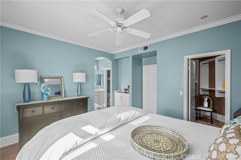 MLS #OC25269925 image #37