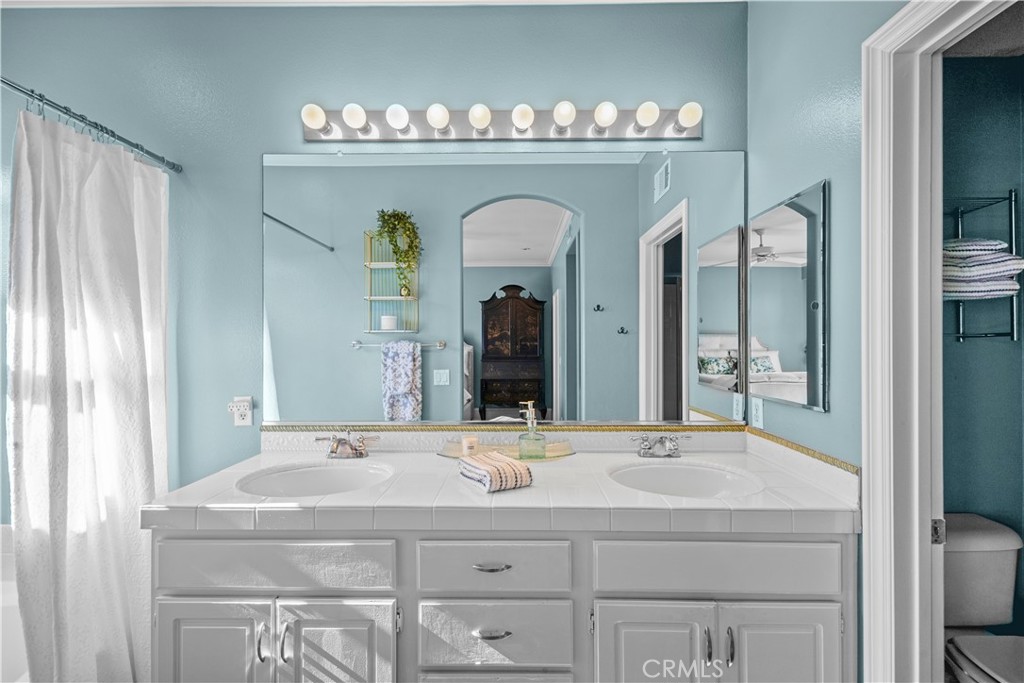 MLS #OC25269925 image #39