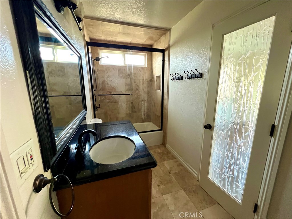 MLS #OC25269953 image #15