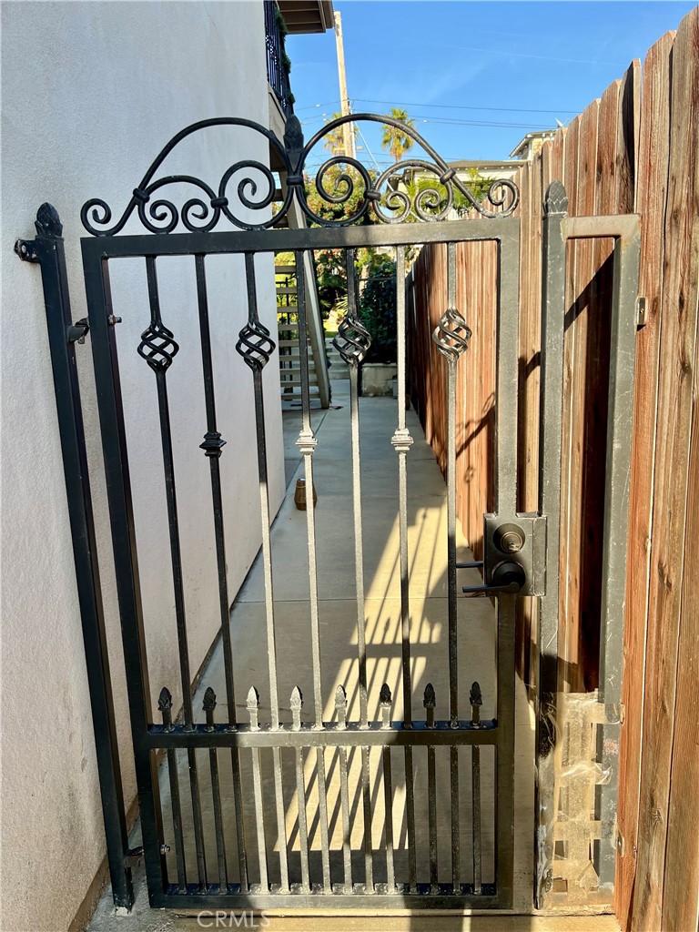 MLS #OC25269953 image #23