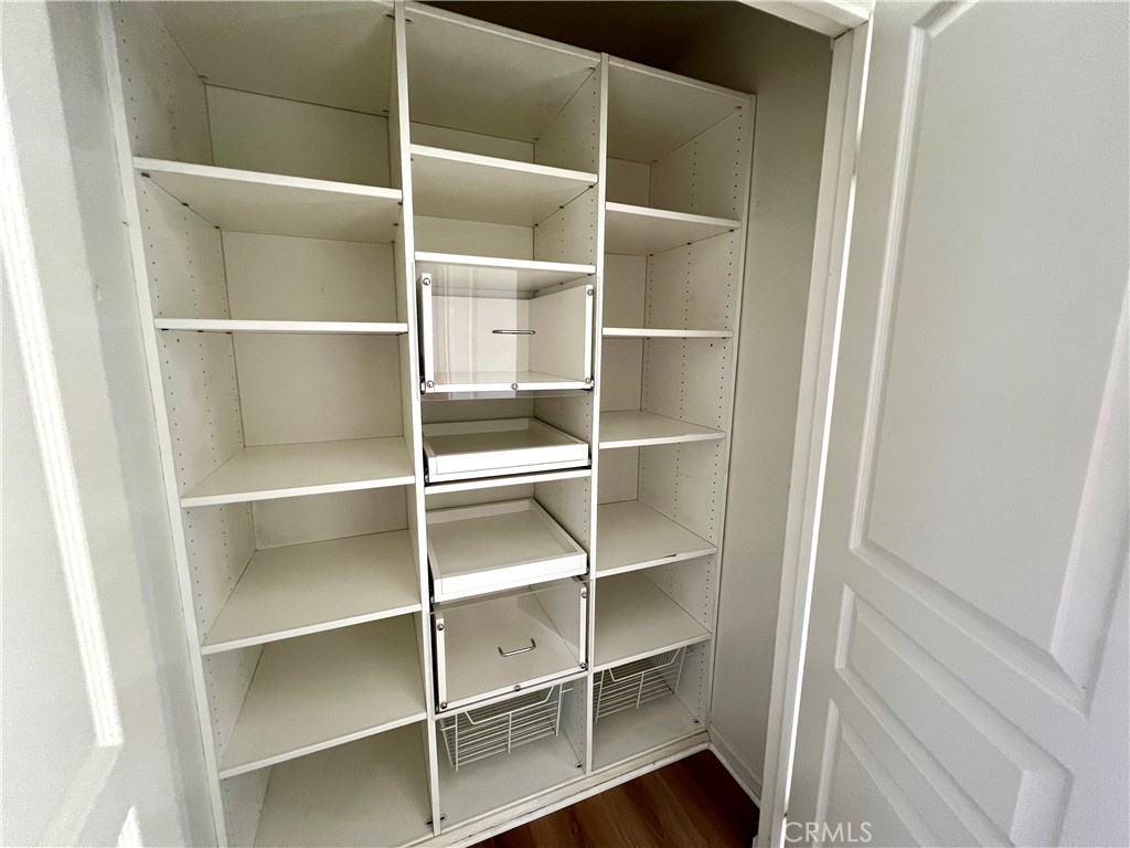 MLS #OC25269953 image #5