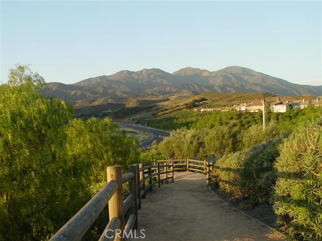 MLS #OC25269976 image #18