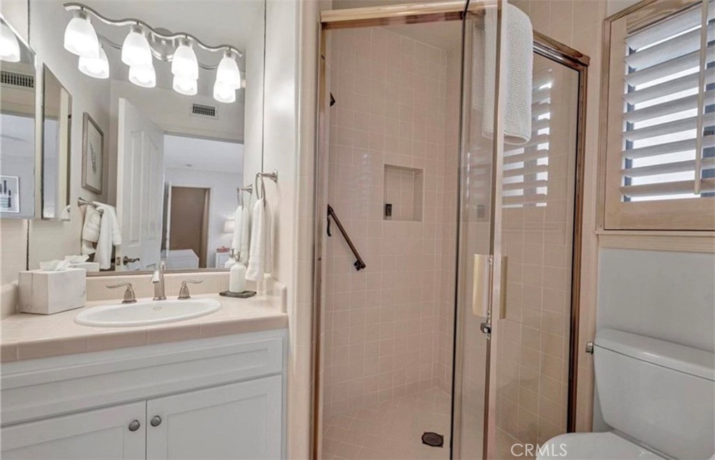 MLS #OC25270064 image #18