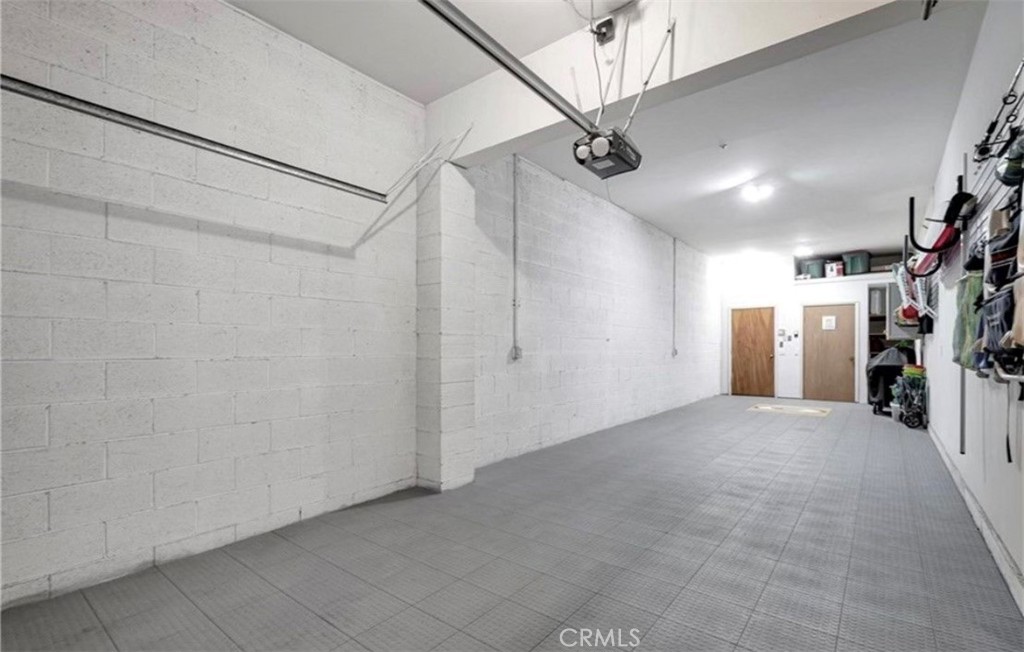 MLS #OC25270064 image #27