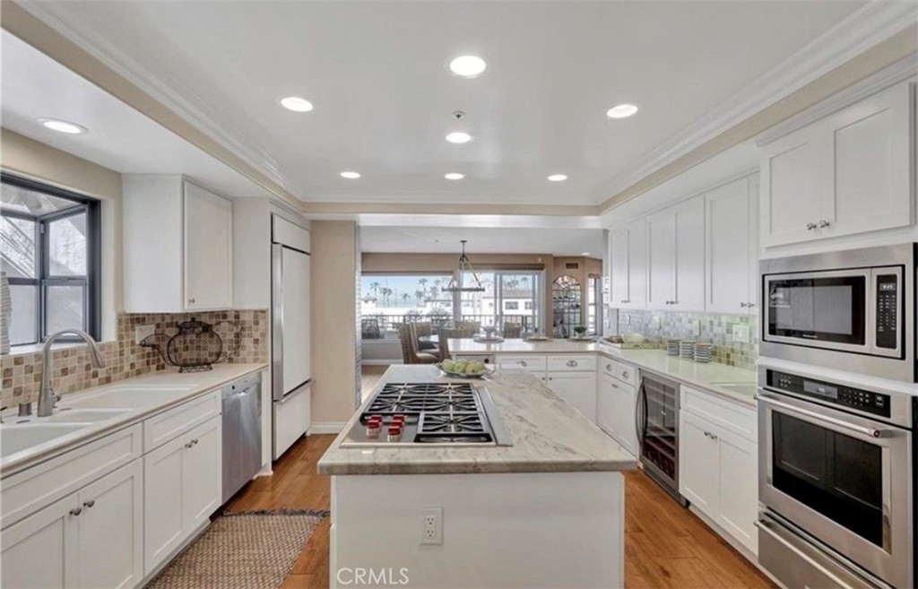 MLS #OC25270064 image #7