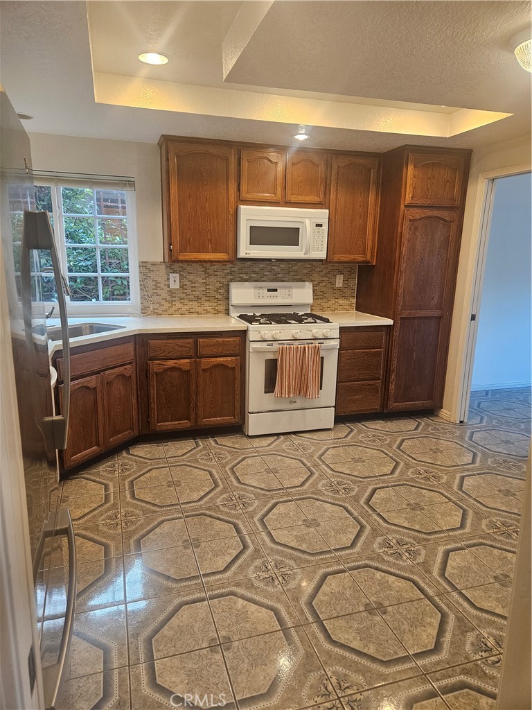 MLS #OC25270079 image #4