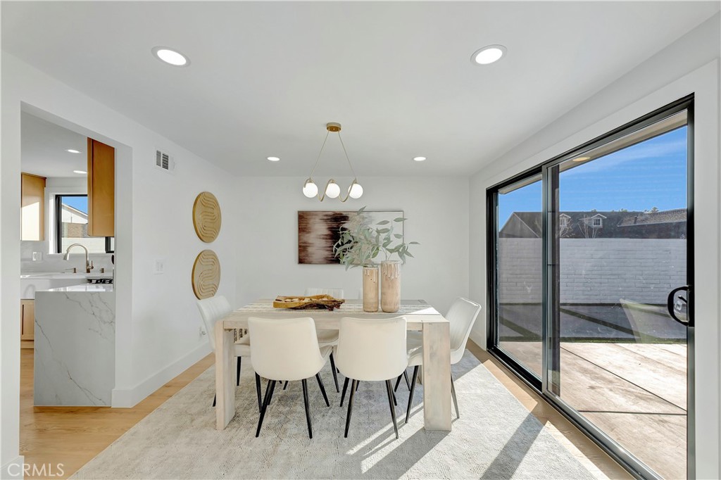 MLS #OC25270084 image #11