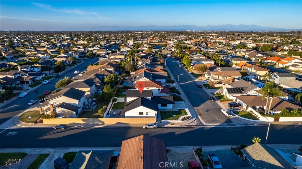 MLS #OC25270084 image #44