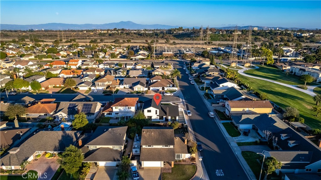 MLS #OC25270084 image #45