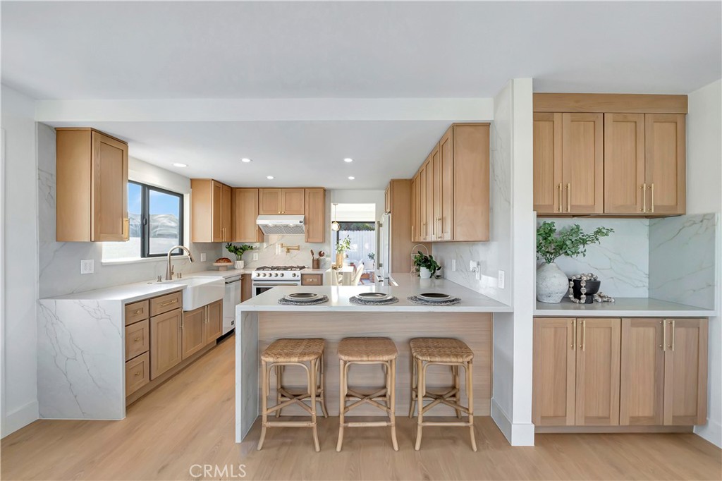 MLS #OC25270084 image #5