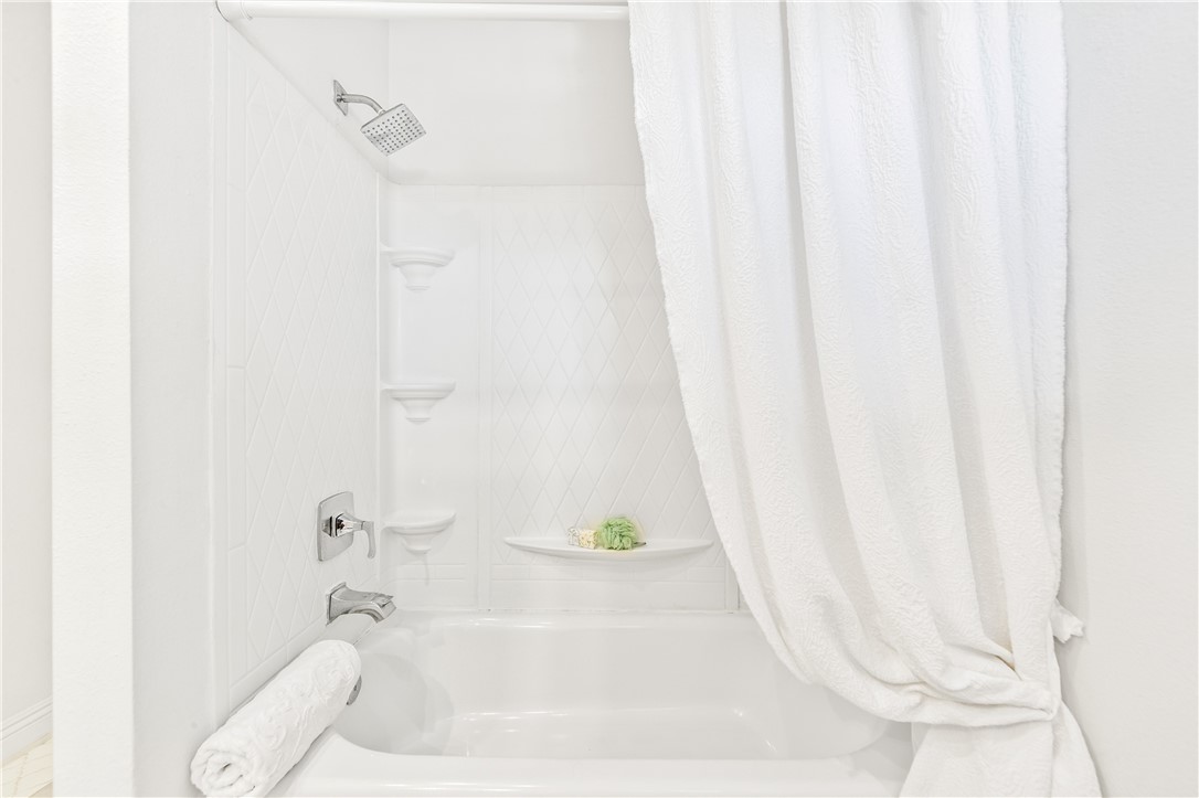 MLS #OC25270087 image #33